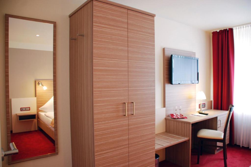 Hotel Muehleneck Schortens Room photo